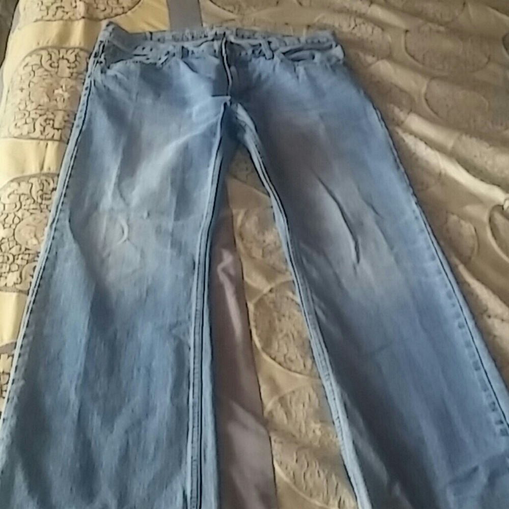 AMÉRICAN ÉAGLE JEANS